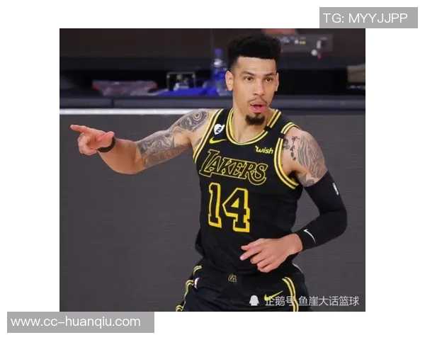 新无眉大侠沃尔什展现全能表现场均15分7板2断命中率超高