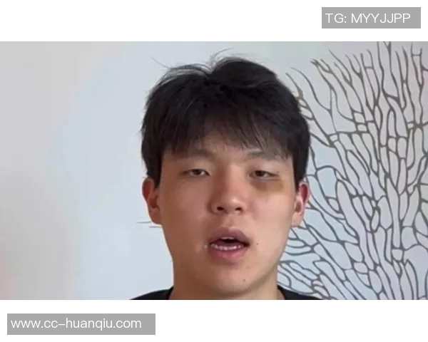 杨瀚森借翻译提升英语听力网友称其学习速度惊人